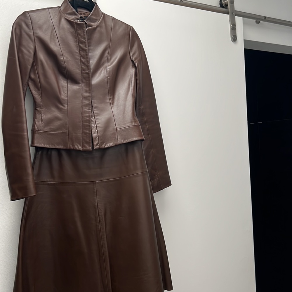 BCBGMaxAzira Size 0 Brown Chocolate leather jacket and skirt set